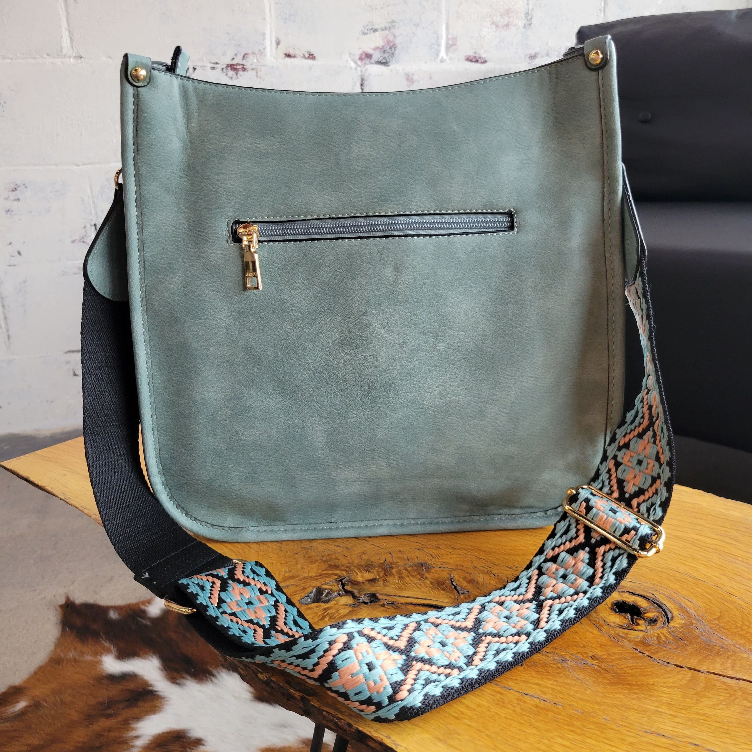 Jen & Co Chloe Crossbody with Guitar Strap - Teal